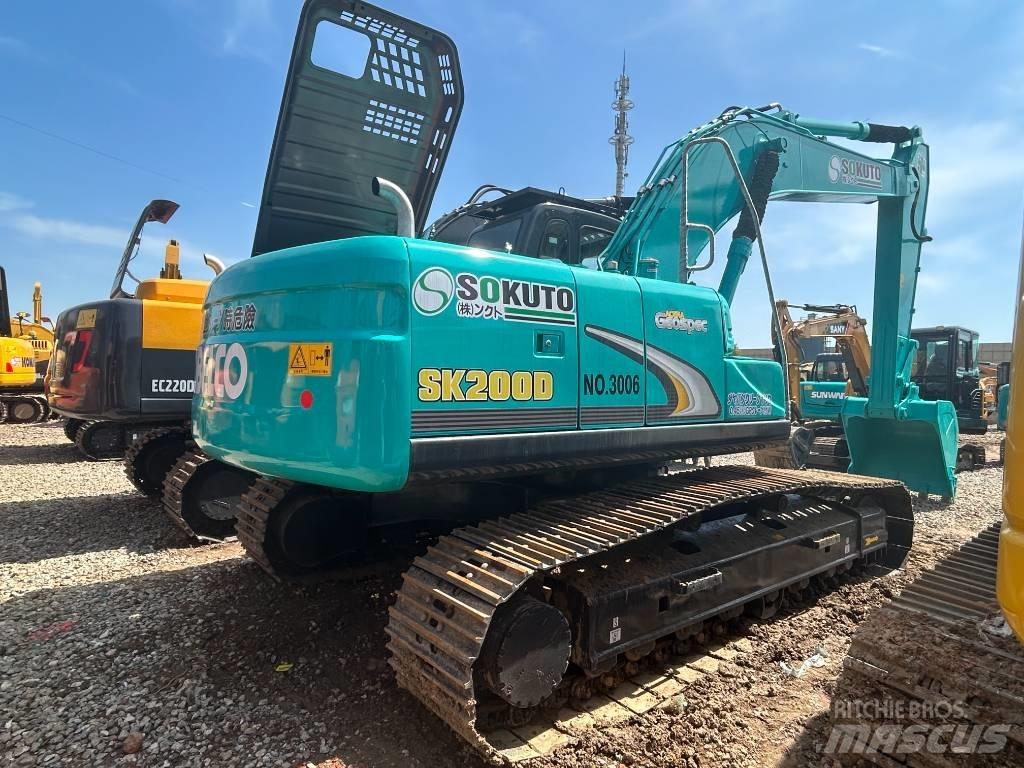 Kobelco SK 200D Midi bagri 7t – 12t