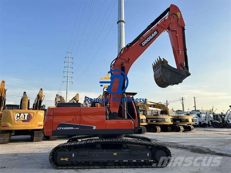 Doosan DX 225 LCA Bagri goseničarji