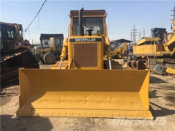 CAT D 6 D Buldožerji goseničarji