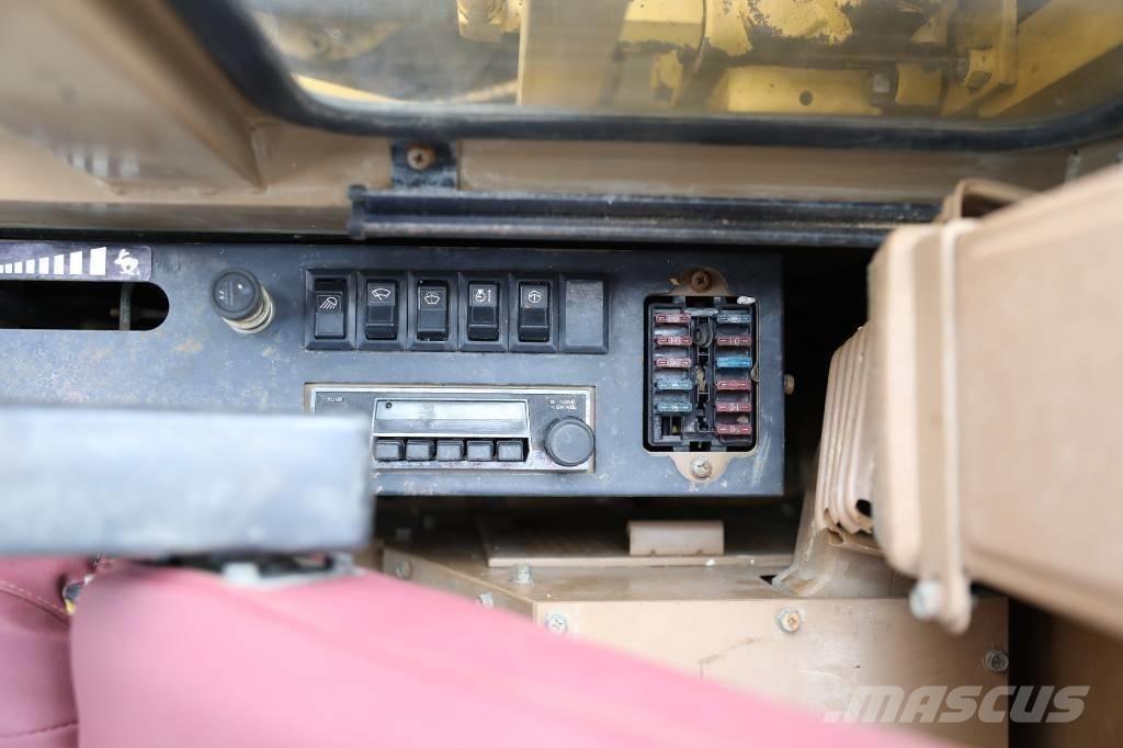 CAT E 70 B Mini bagri <7t