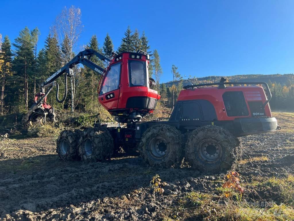 Komatsu 901XC Harvesterji