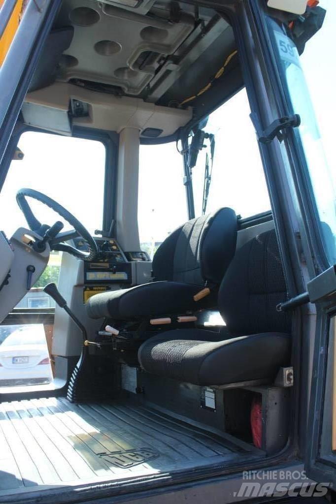 JCB Fastrac 1135 Traktorji
