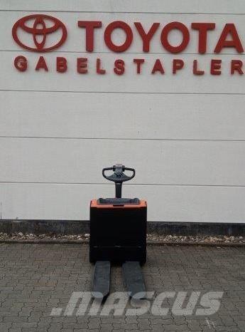 Toyota LWE 200 Ročni električni viličar