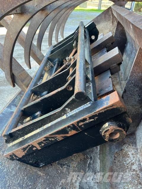 John Deere 3400 Teleskopski viličarji