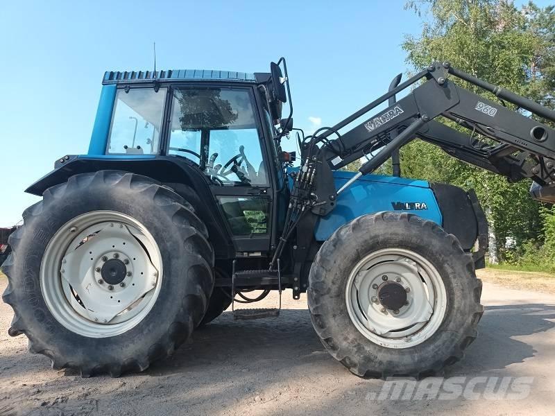 Valtra 6400 Traktorji