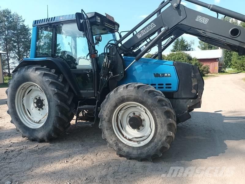 Valtra 6400 Traktorji