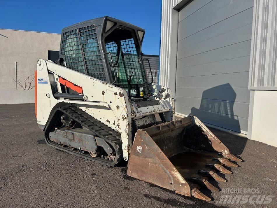 Bobcat T 110 Nakladalci goseničarji
