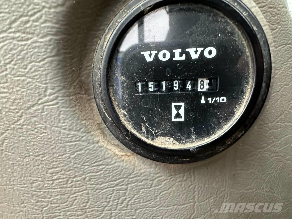 Volvo EC 160 EL Bagri goseničarji