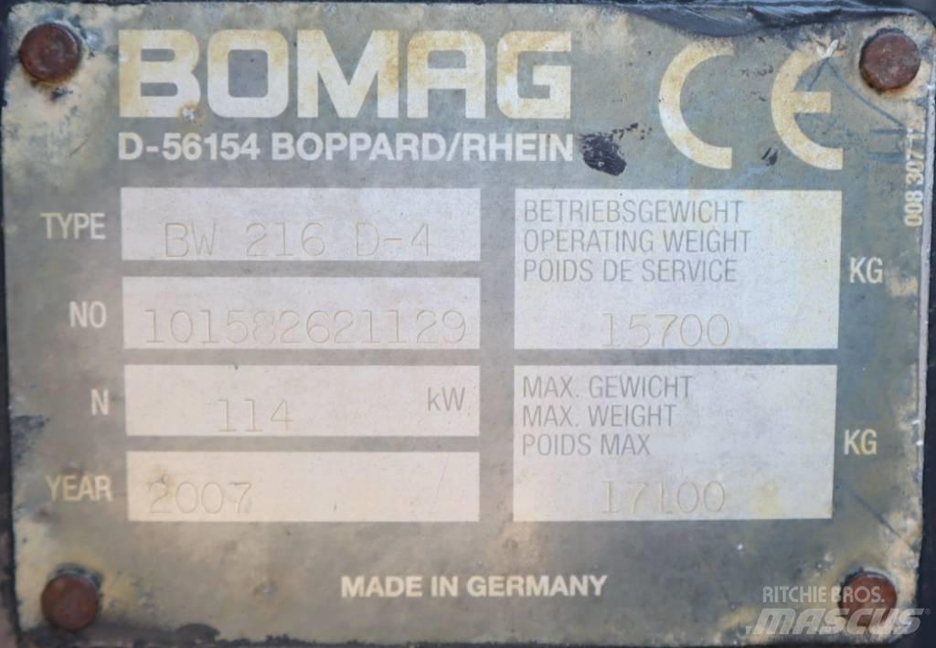 Bomag BW 216 D-4 Kompaktorji tal