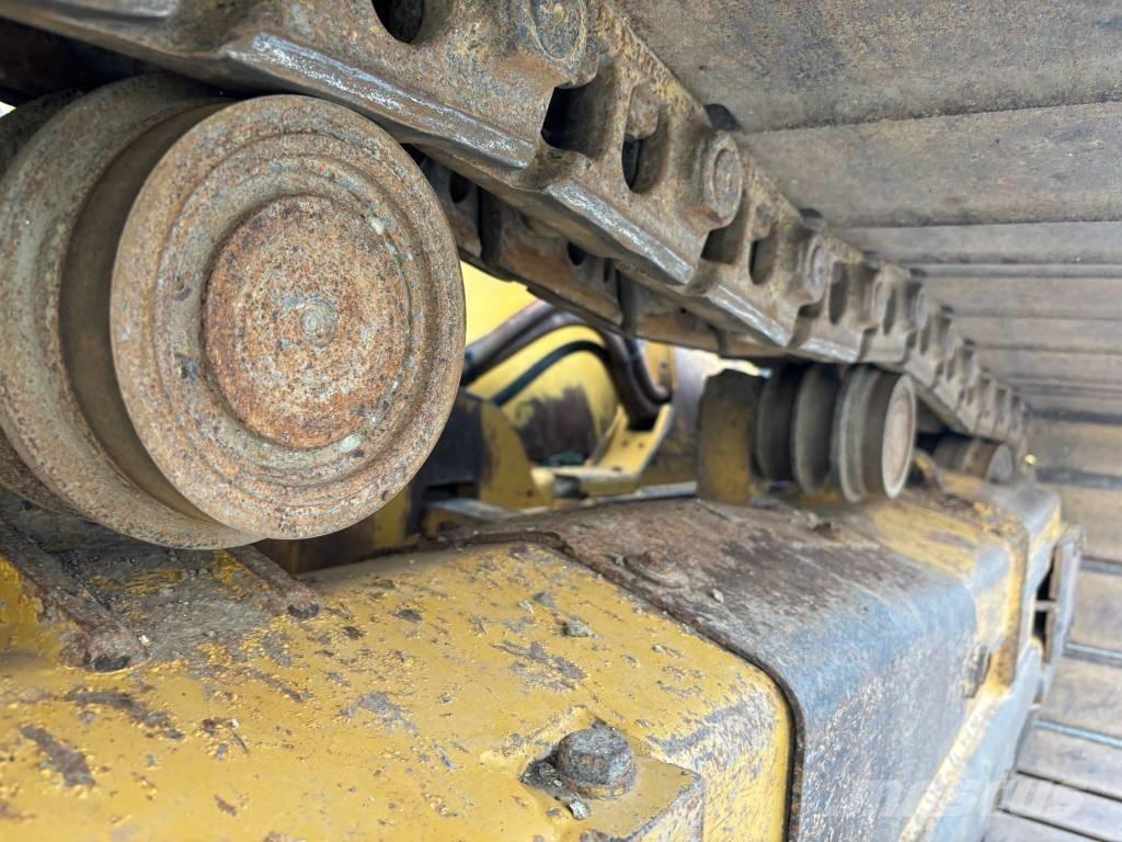 CAT D 6 K 2 LGP Buldožerji goseničarji
