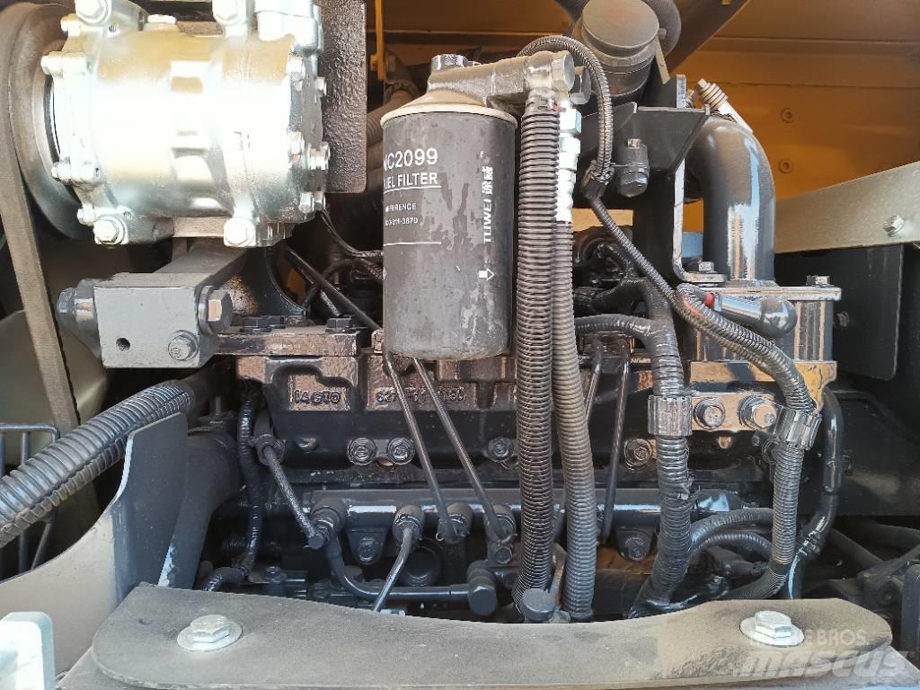 Komatsu PC 70 Mini bagri <7t