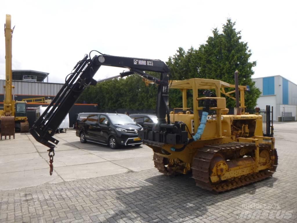 CAT D 4 D Buldožerji goseničarji