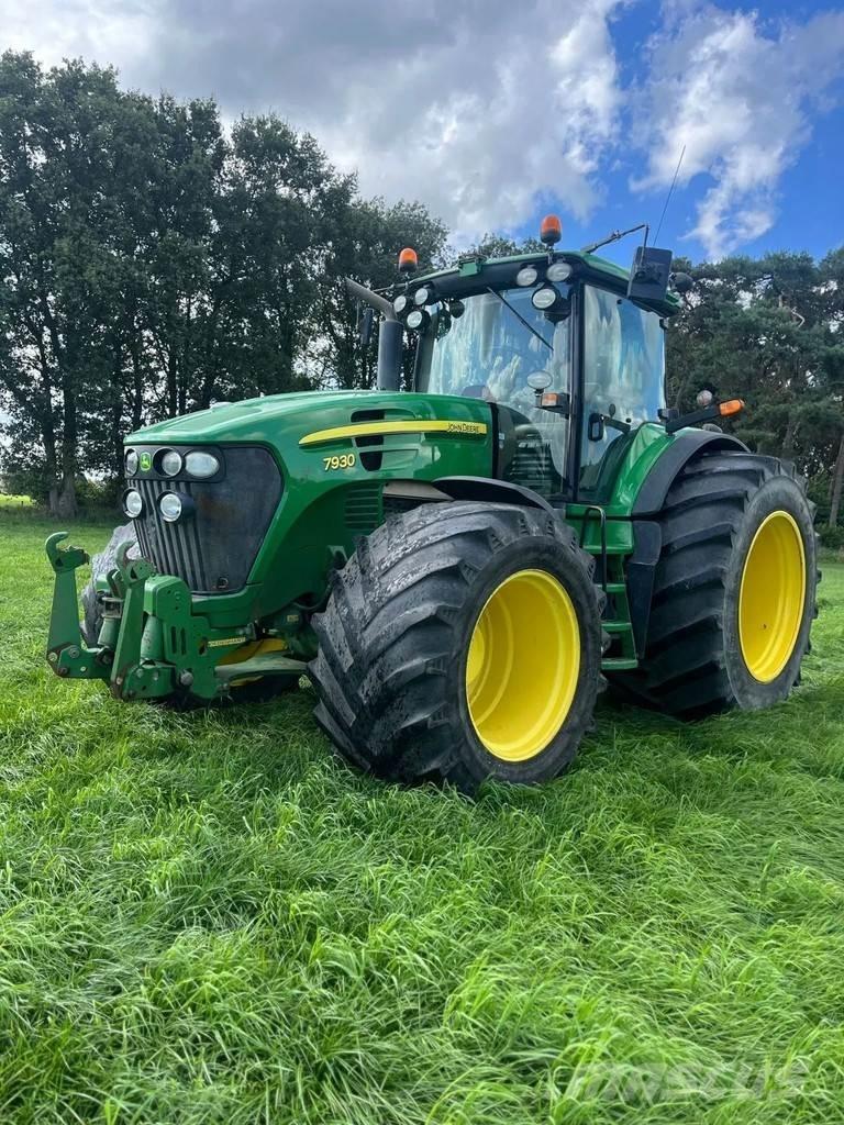 John Deere 7930 Traktorji