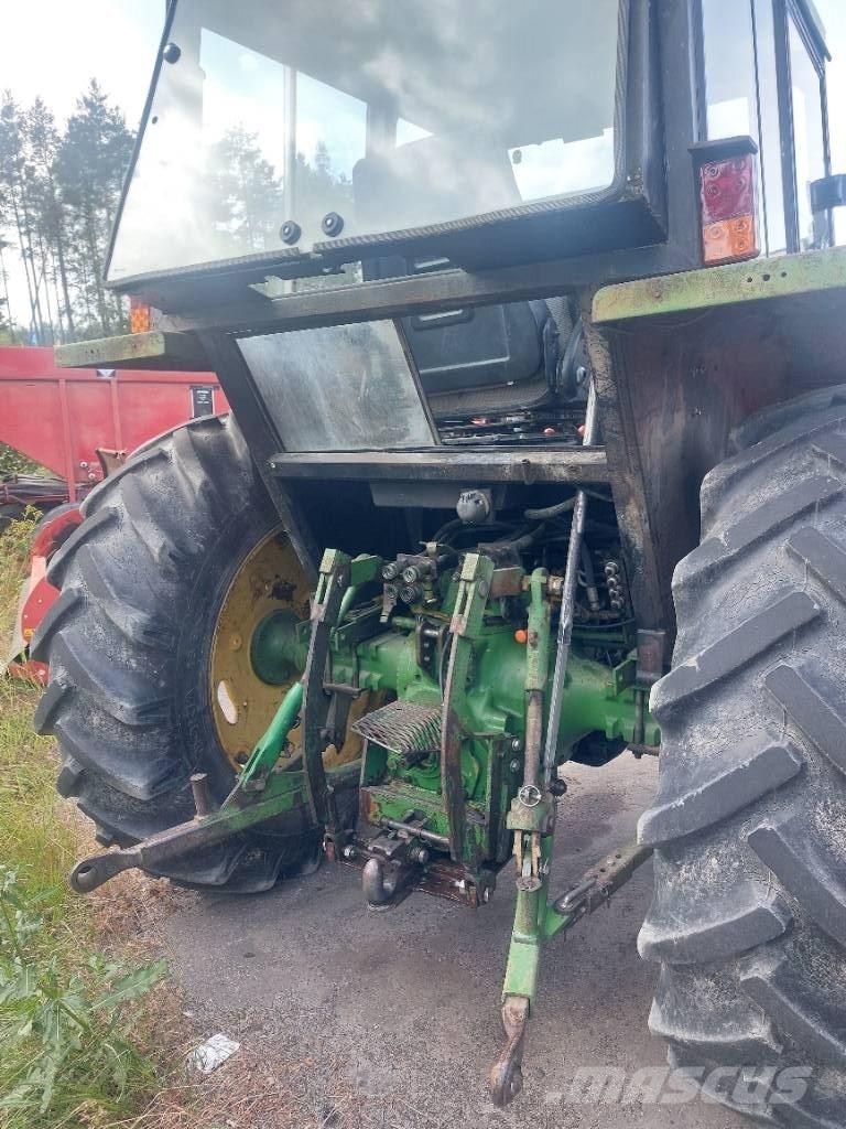 John Deere 2040 Traktorji