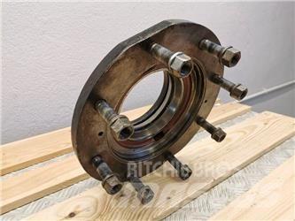 JLG 307 wheel hub Gume, kolesa in platišča