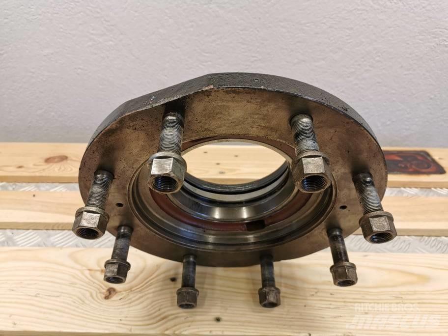 JLG 307 wheel hub Gume, kolesa in platišča