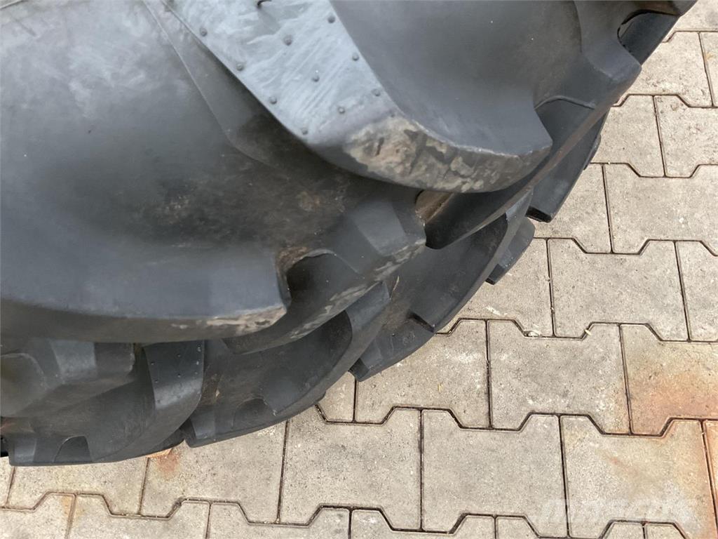 Alliance 270/95R36 Gume, kolesa in platišča