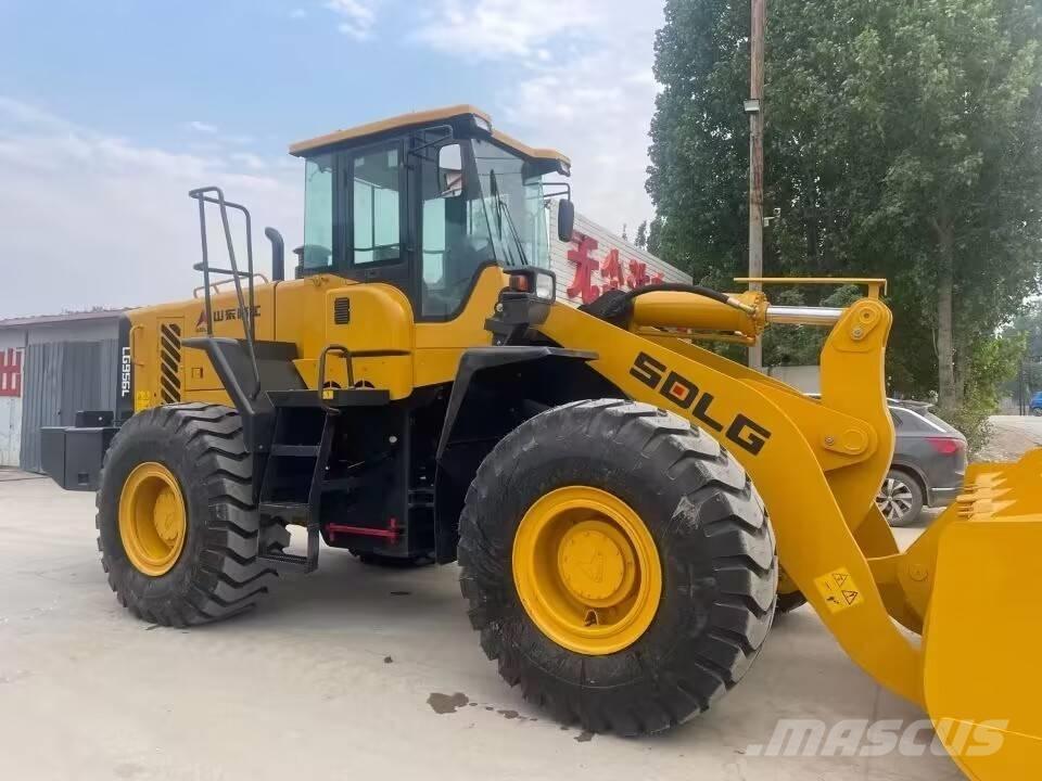 SDLG LG 958 F Kolesni nakladalci