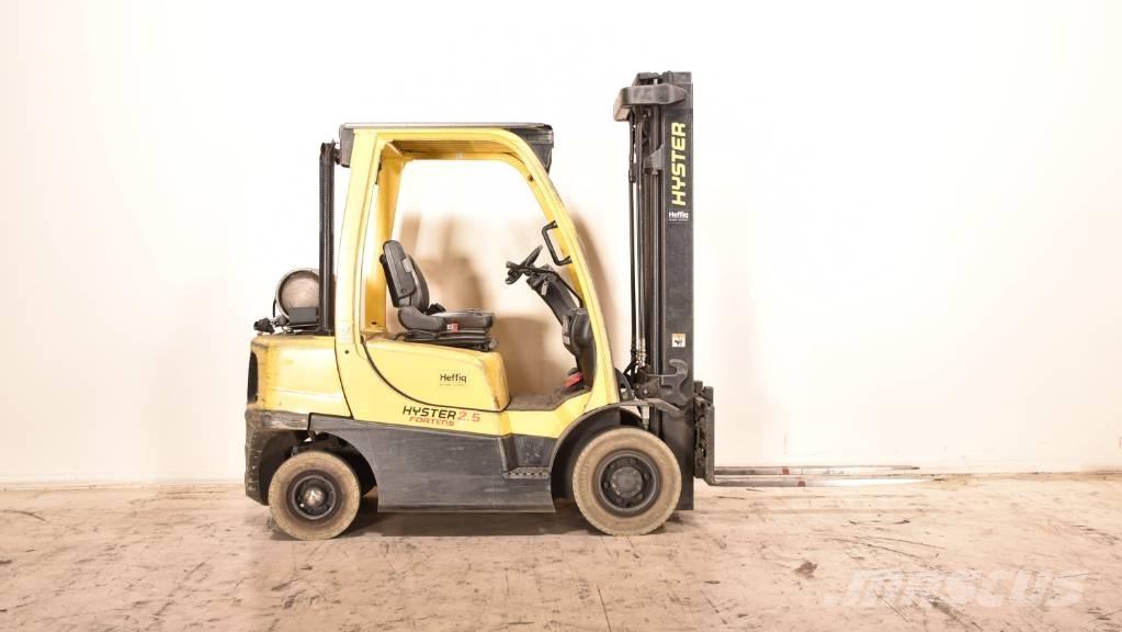 Hyster H2.5FT Plinski viličarji