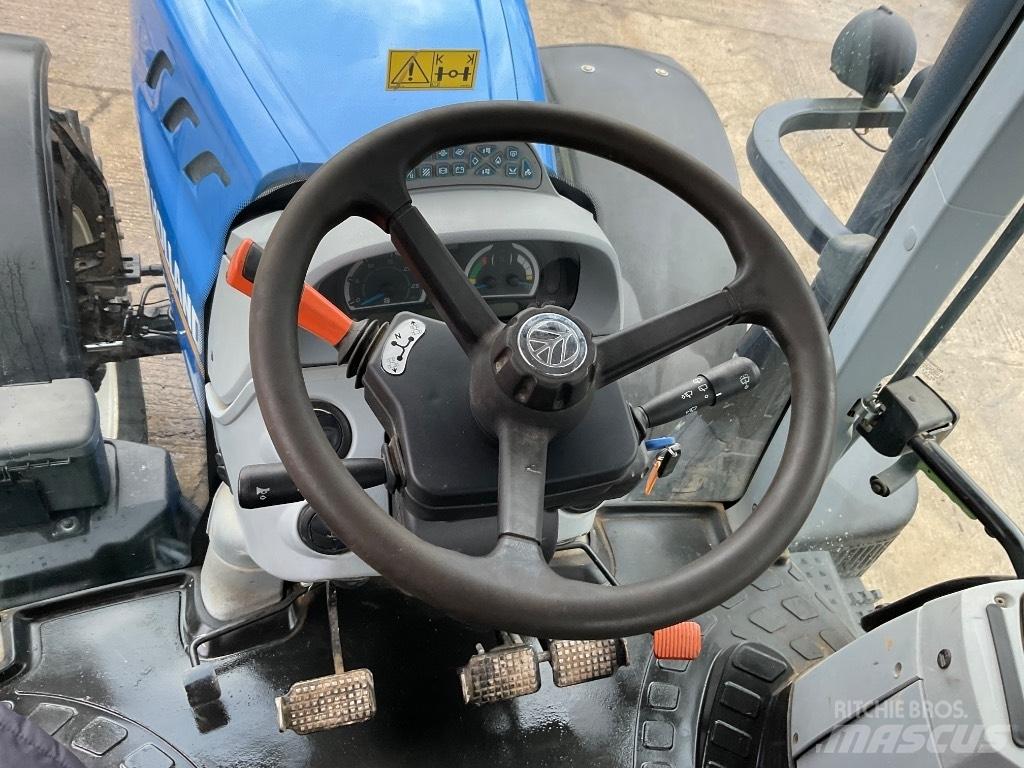 New Holland T 7.245 Traktorji