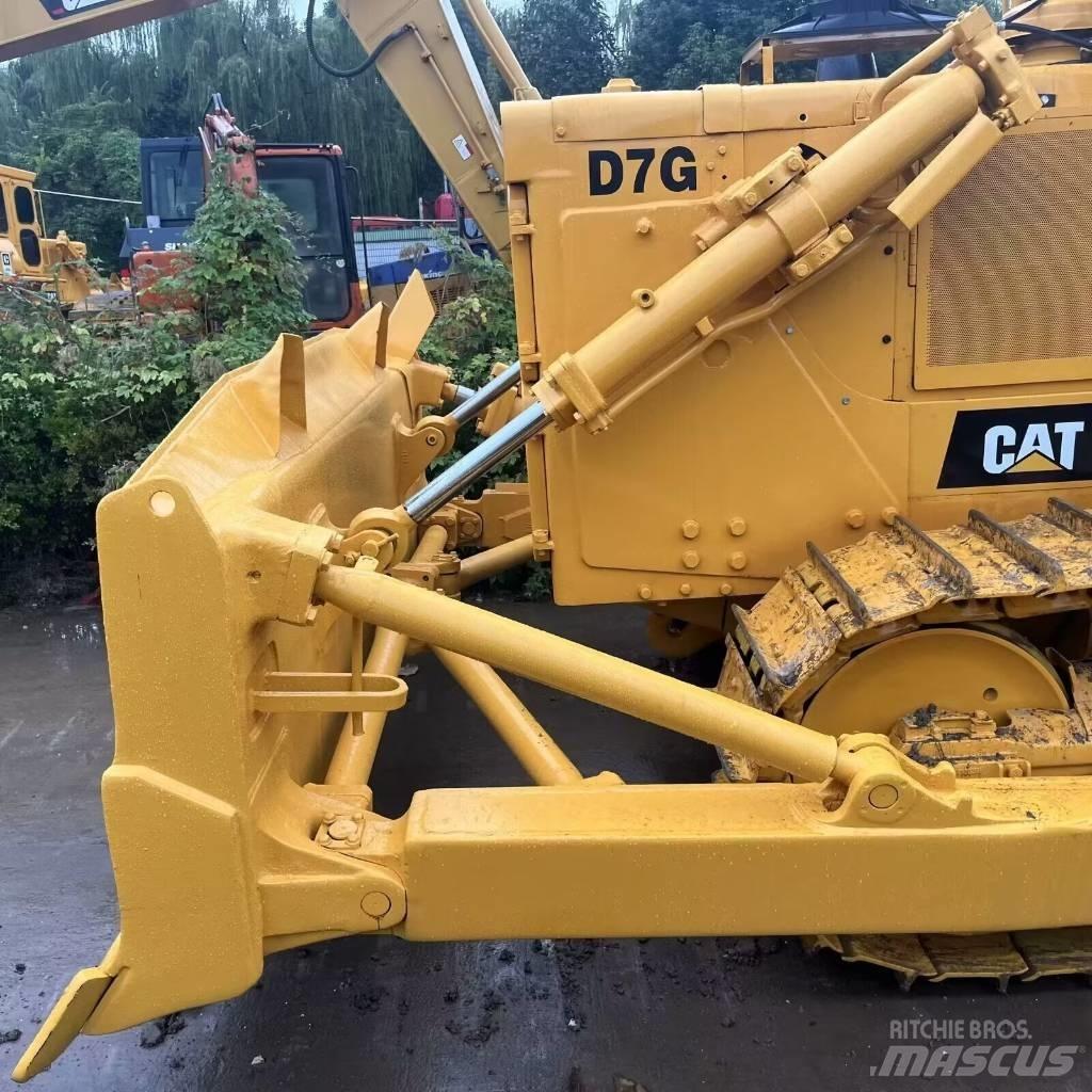 CAT D 7 G Buldožerji goseničarji