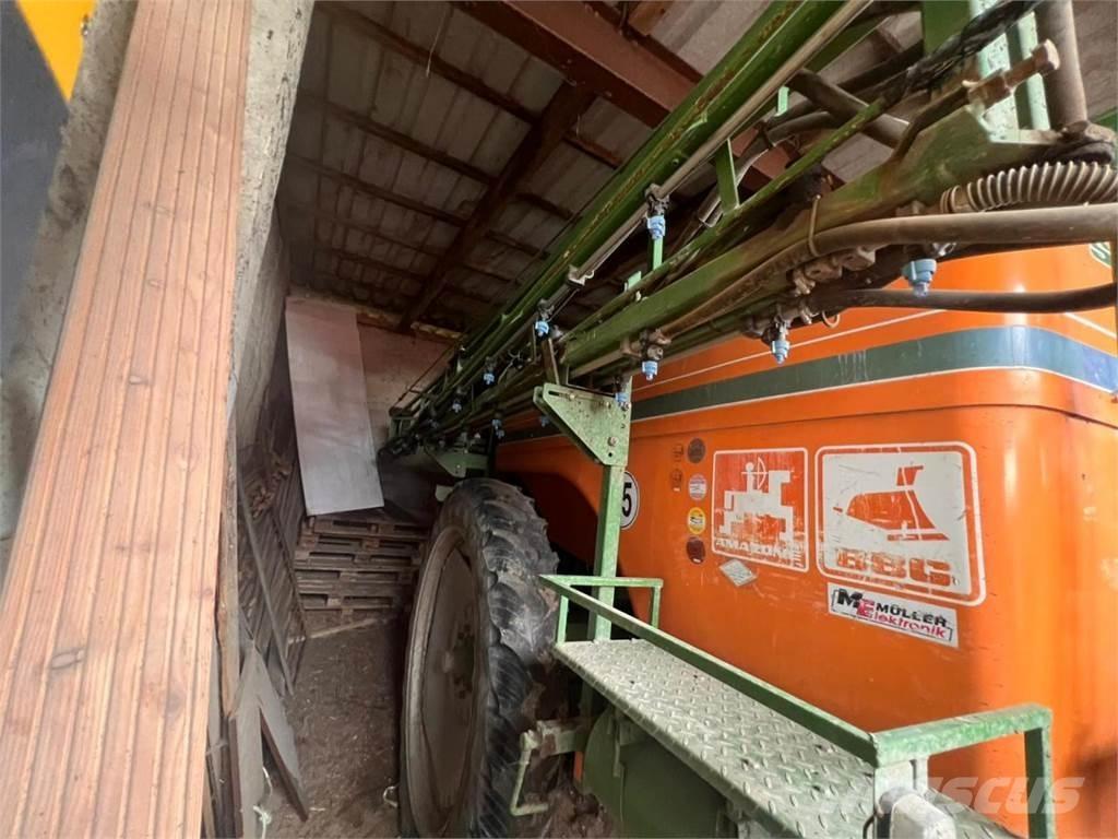 Amazone S330 Nova Vlečne škropilnice