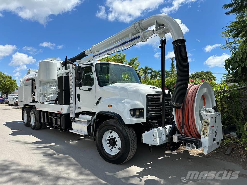 Freightliner 114 SD Vakuumski tovornjaki