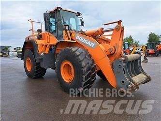 Doosan DL 450-3 Kolesni nakladalci