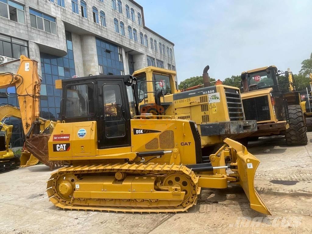 CAT D 5 K Buldožerji goseničarji