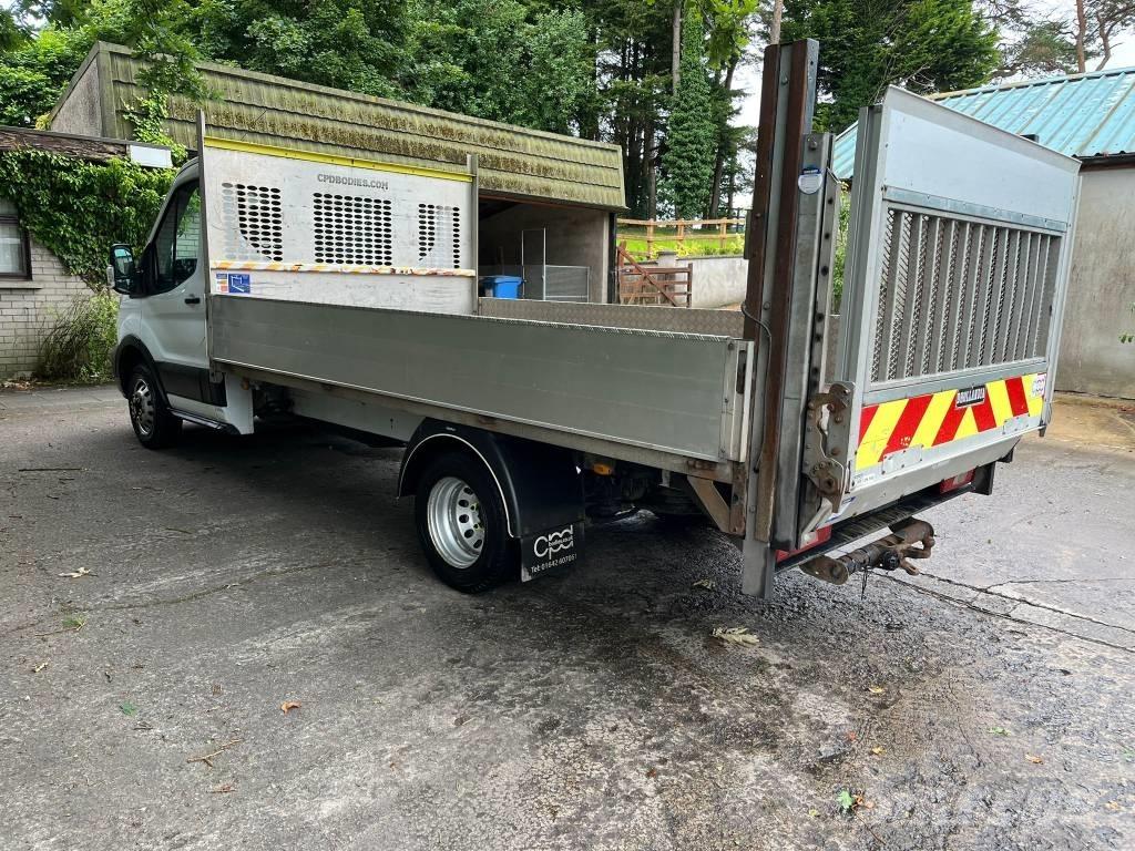 Ford Transit 350 XL Vlečna vozila za tovornjake