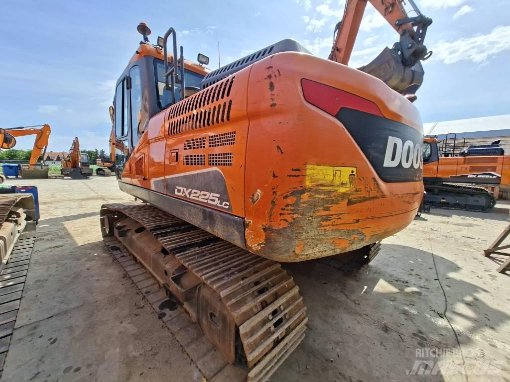 Doosan DX 225 LC-5 Bagri goseničarji