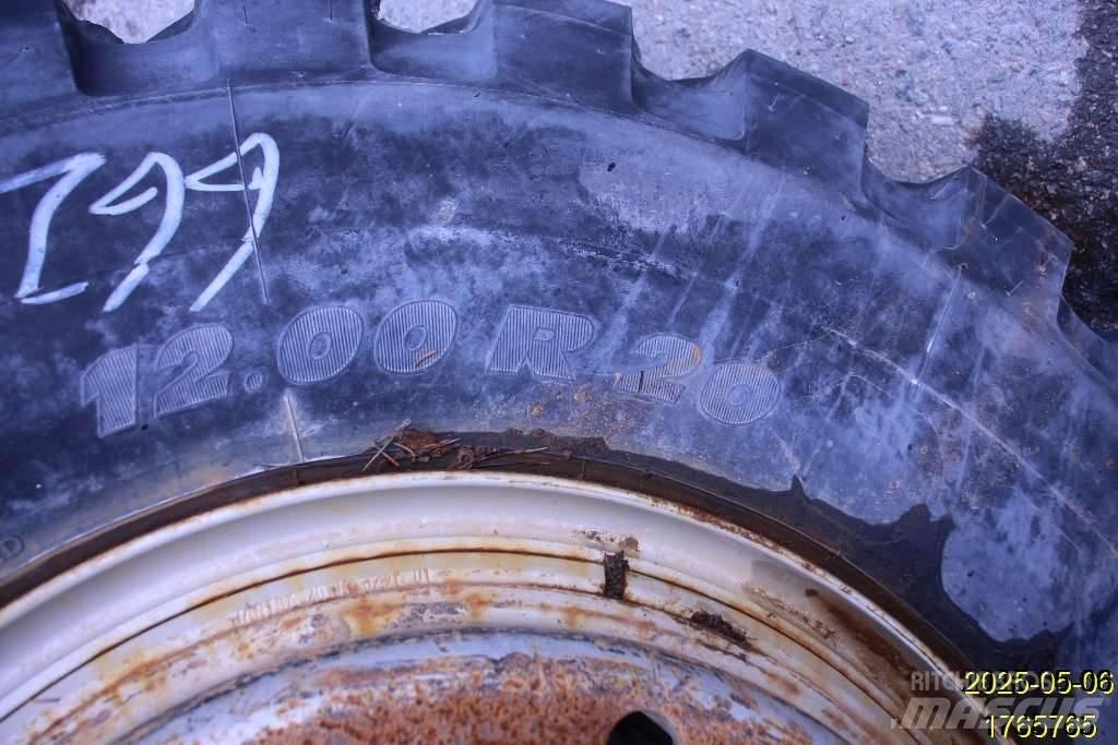 Michelin XMINED2 Gume, kolesa in platišča
