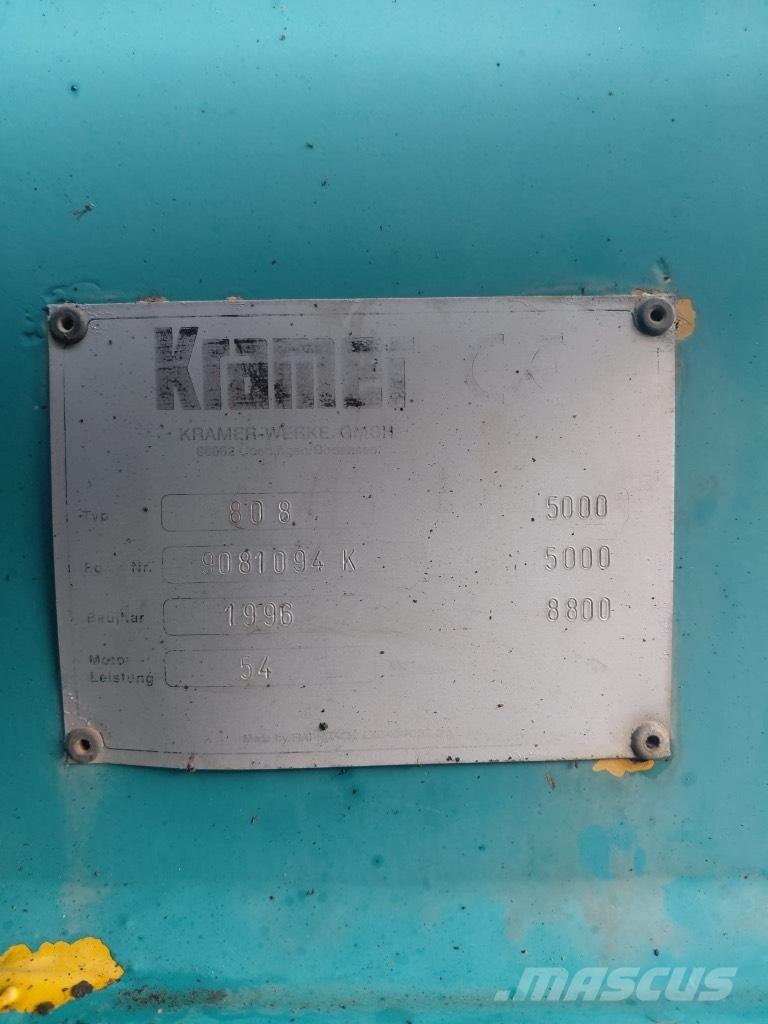 Kramer 808 Bagri na kolesih