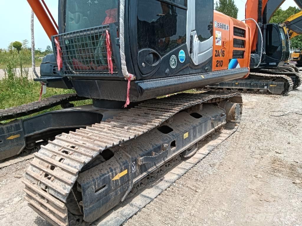 Hitachi ZX 210 Bagri za prekladanje primarnih/sekundarnih surovin
