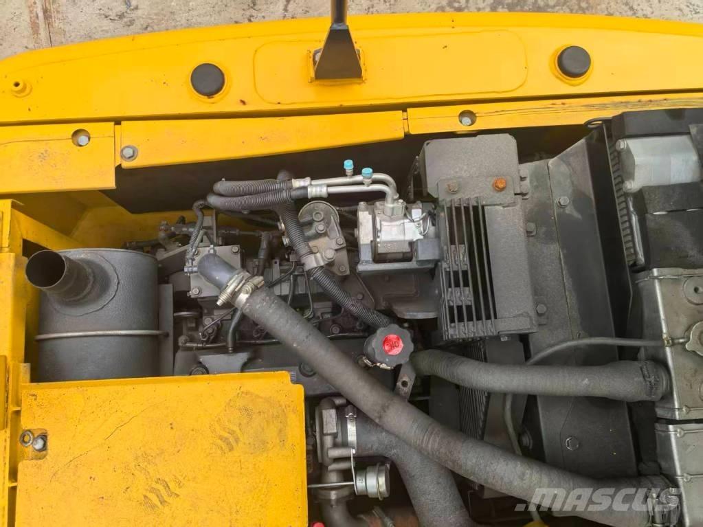 Komatsu PC 130-7 Midi bagri 7t – 12t