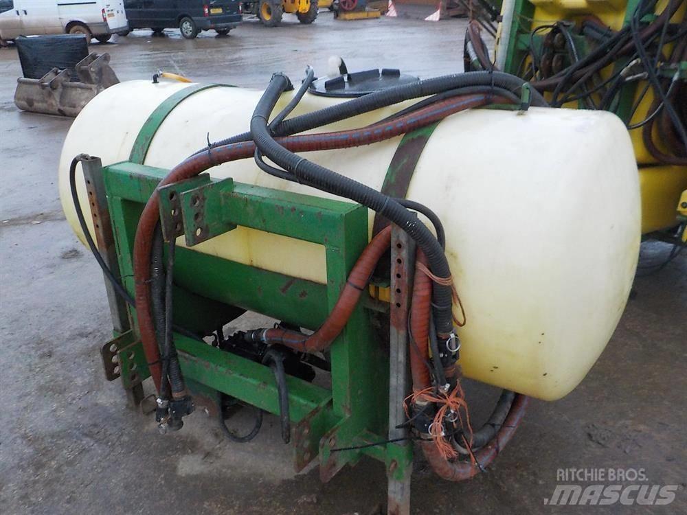 John Deere 510 Vlečne škropilnice
