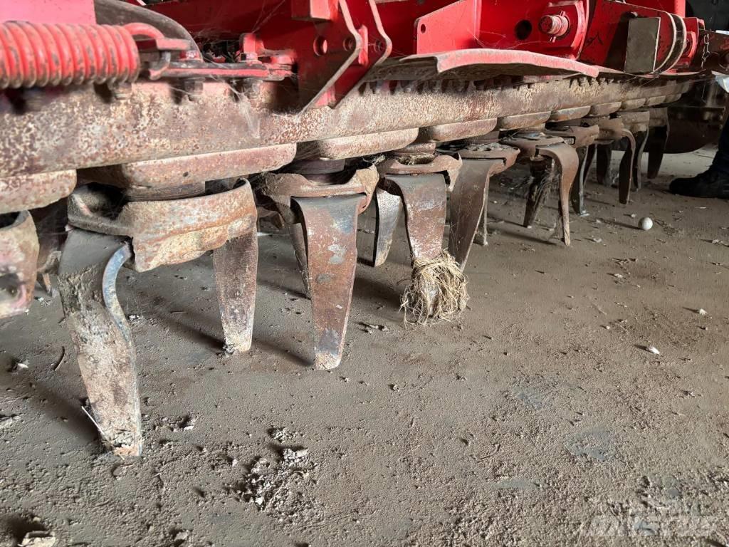 Kuhn HR 3003 D Rotacijske brane in multikultivatorji