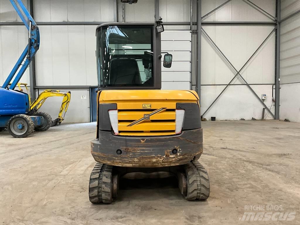 Volvo EC 35 C Mini bagri <7t