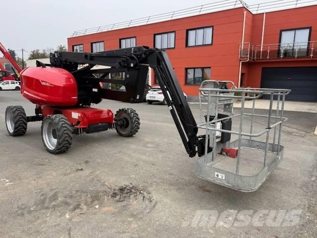 Manitou 160 ATJ Zglobne dvižne ploščadi
