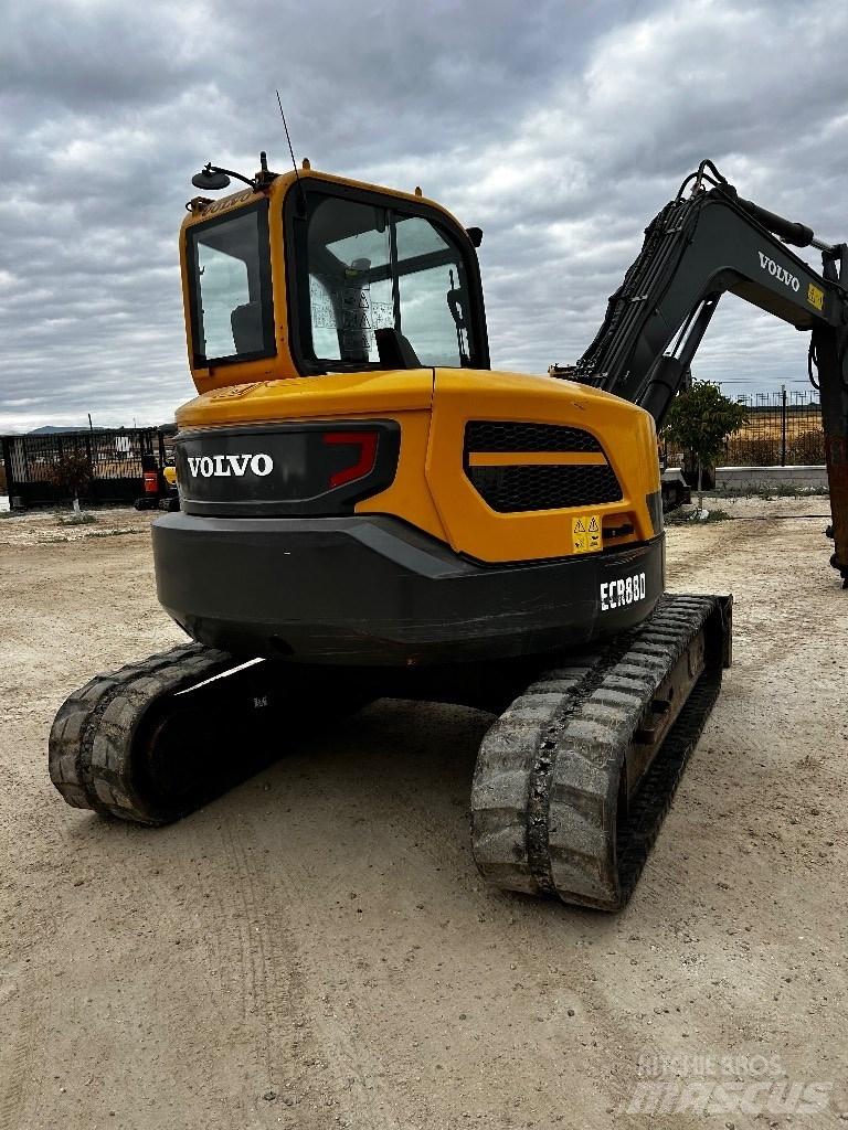 Volvo ERC 88 D Midi bagri 7t – 12t