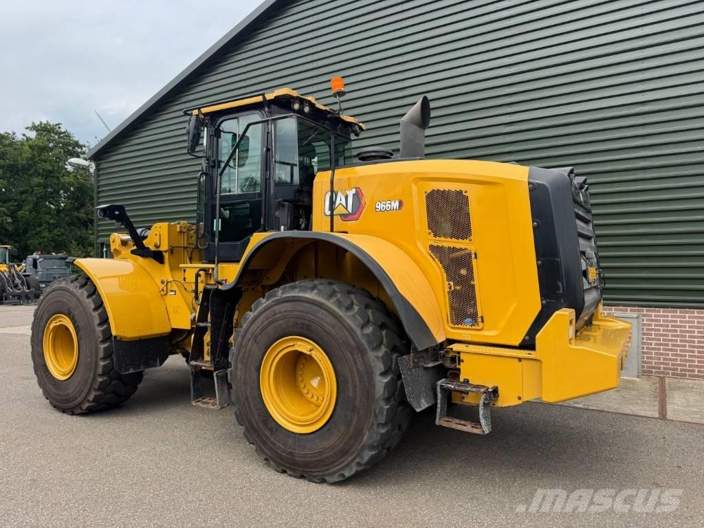 CAT 966 M Kolesni nakladalci