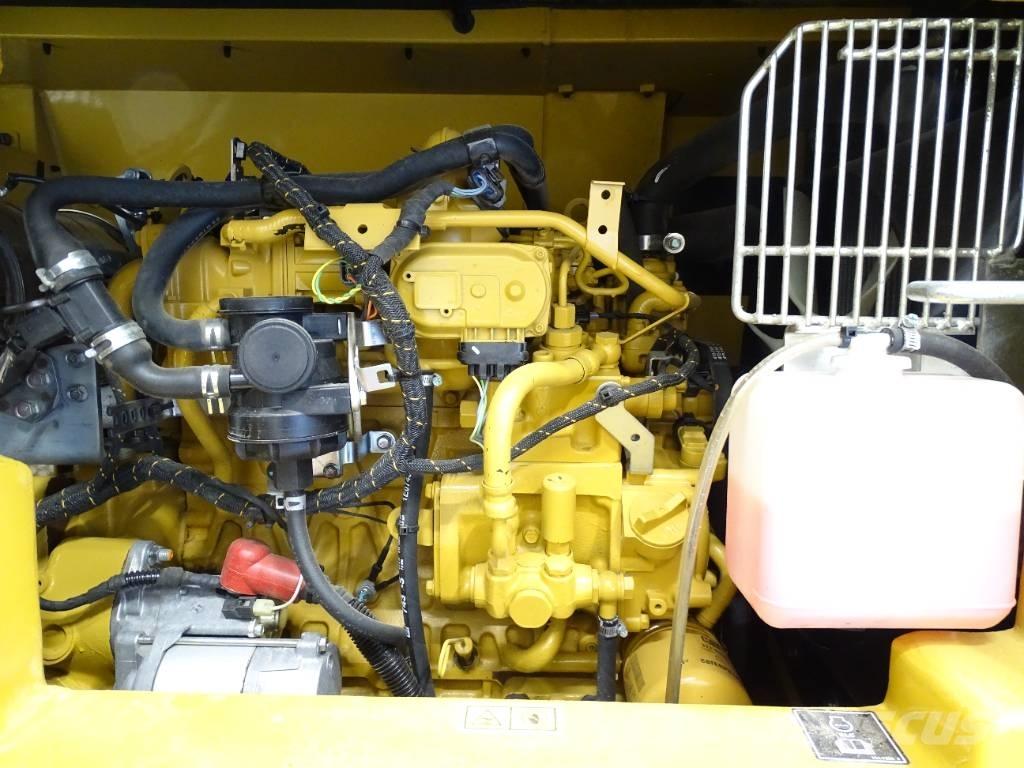 CAT 306 CR Mini bagri <7t