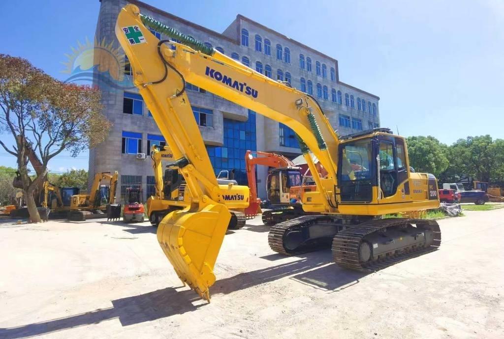 Komatsu PC 200-8 Bagri goseničarji