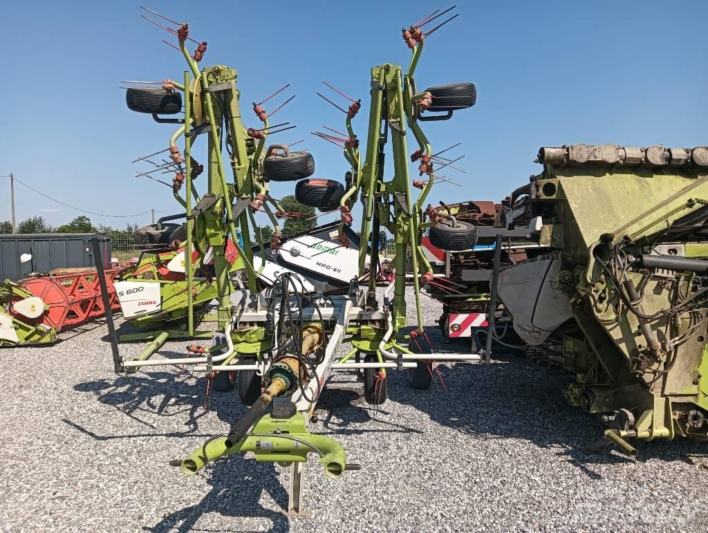 CLAAS Volto 900 T Obračalniki in zgrabljalniki