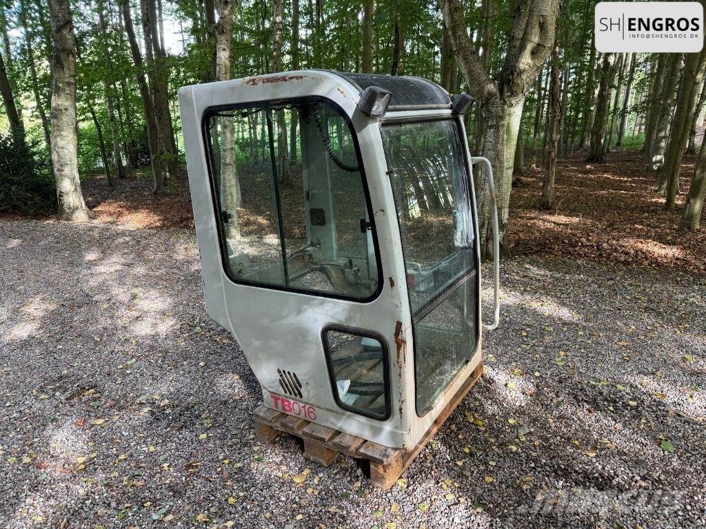 Takeuchi TB 016 Mini bagri <7t