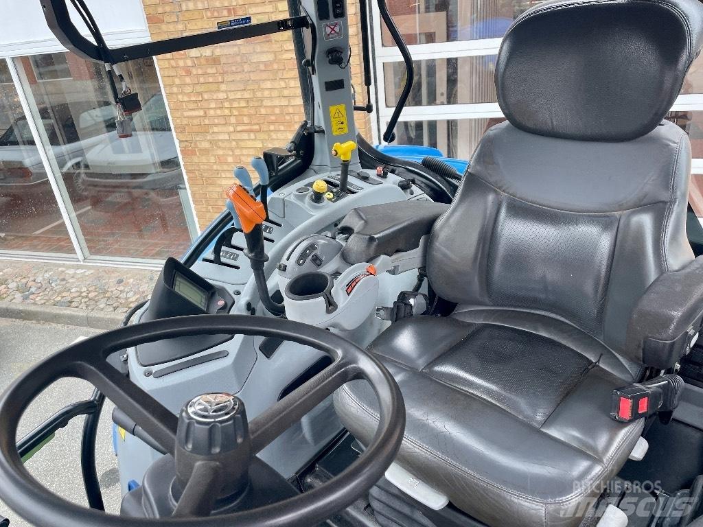 New Holland T 7030 Traktorji