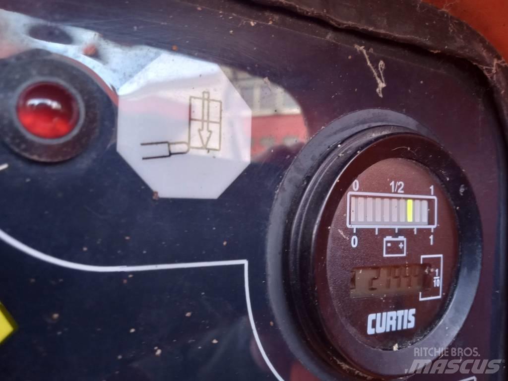 JLG E 600 JP Zglobne dvižne ploščadi