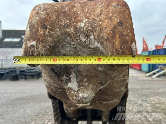 NPK G-18AS Drobilci za gradbeništvo
