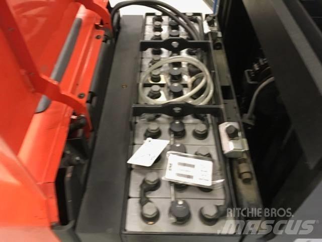Toyota OSE 100 W Nizko dvižni komisionirni viličar
