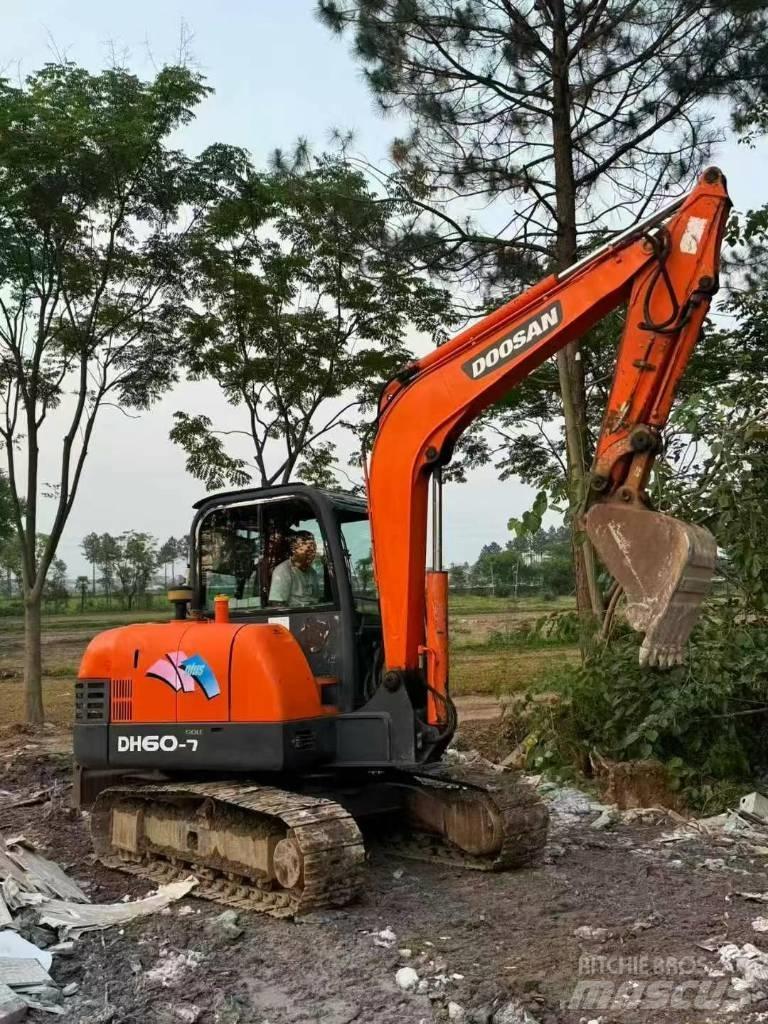 Doosan DH 60-7 Mini bagri <7t